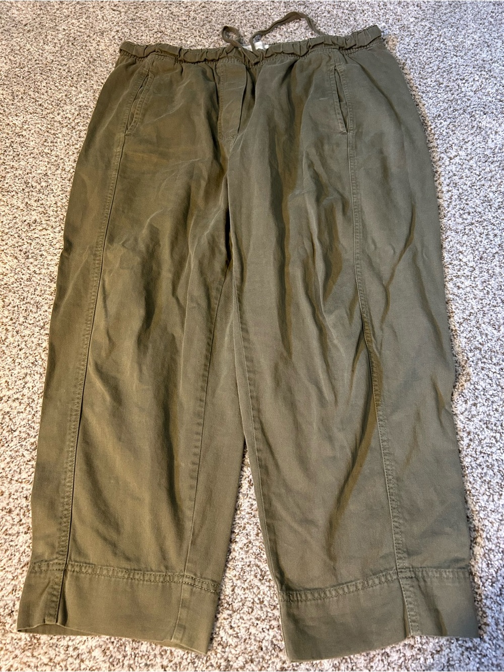 Zara Olive Green Women's Cropped Drawstring Chinos